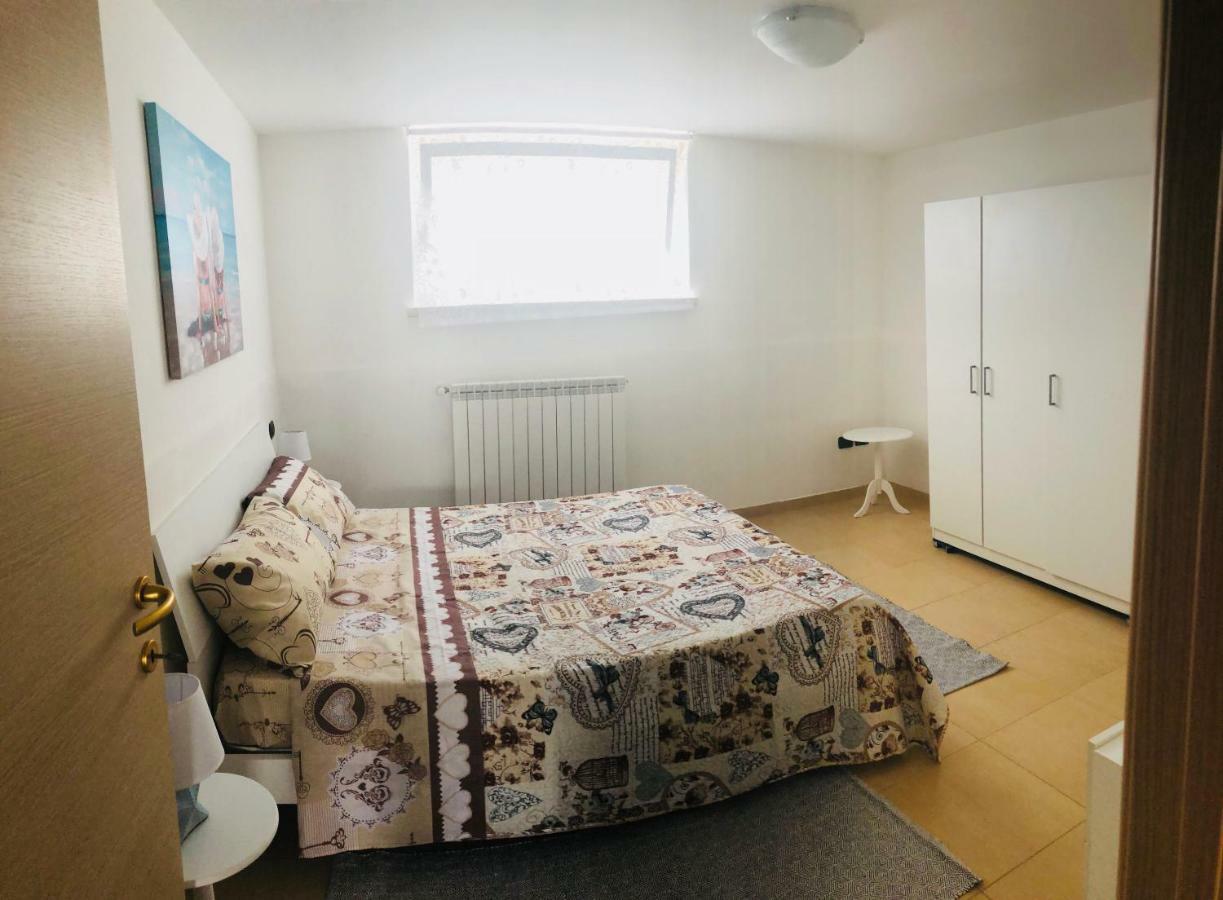 Appartamento Sul Mare 프란카빌라 알 마레 외부 사진